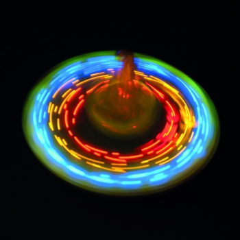 Kunststoff Musikalische Kreisel Spielzeug Flash LED Licht Kreisel Spinner 