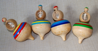 CS167 - used string spinning tops