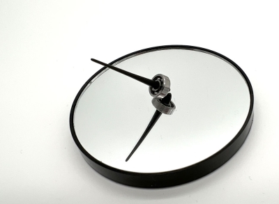 B878 - Ball bearing spinning top