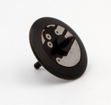 B868 - Platinum button spinning top