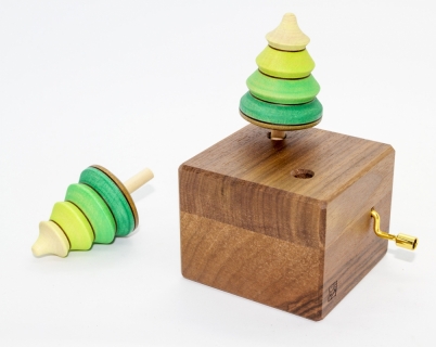MRA102 - Music box with forest tops