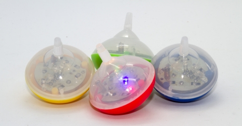 SI550 - Spinning top with coloured LEDs