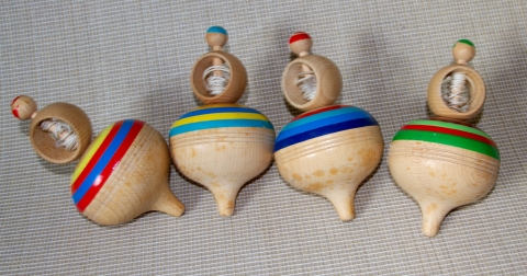 CS167 - used string spinning tops