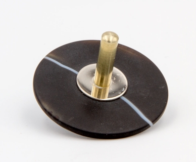 KS568 - Knob spinning top