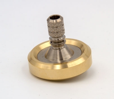 CS408 - Titan/brass spinning top